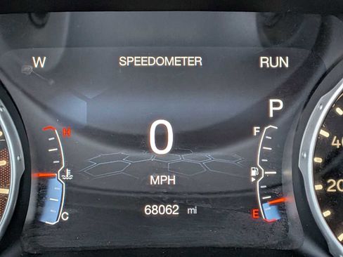 Used 2018 Jeep Compass Limited w/ Navigation Group FWD image 33