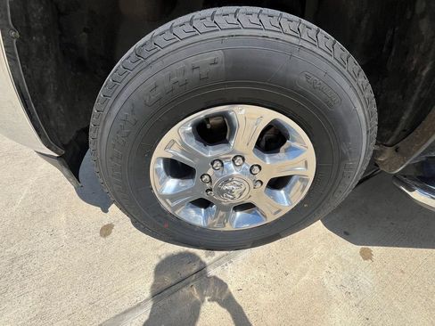 Used 2024 RAM 2500 Big Horn AWD/4WD image 10