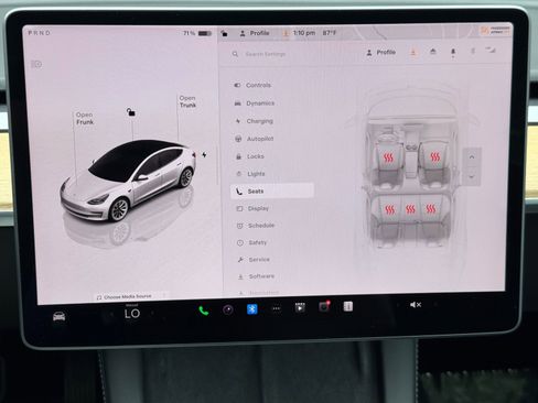 Used 2022 Tesla Model 3 Long Range AWD/4WD image 29