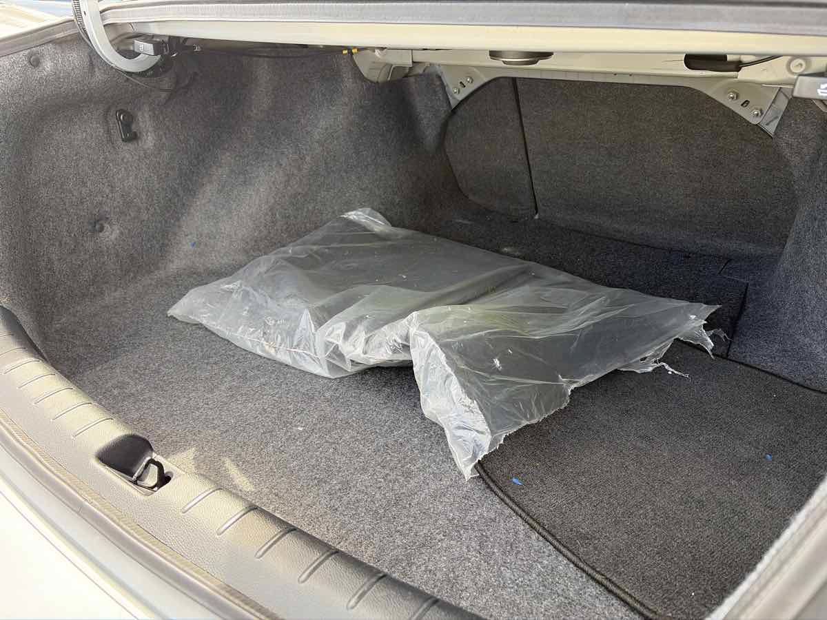 Used 2017 Honda Accord EX-L image 18