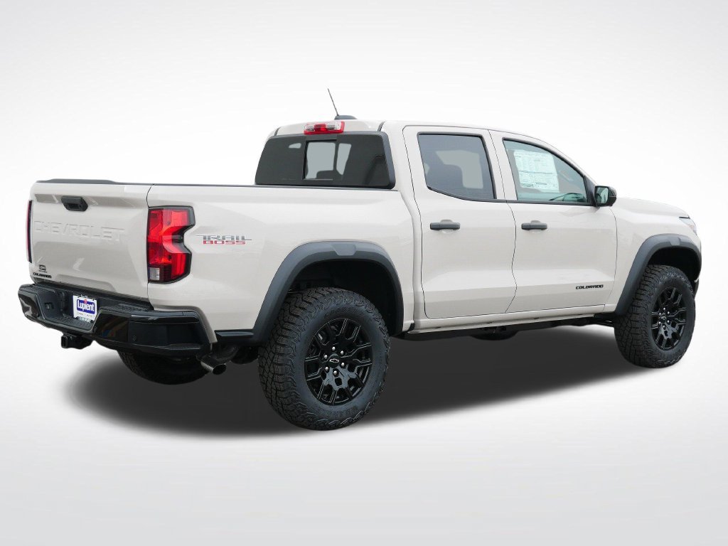New 2026 Chevrolet Colorado Trail Boss AWD/4WD image 3