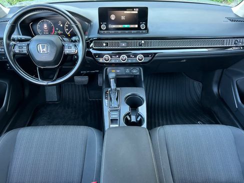 Used 2024 Honda Civic EX image 3