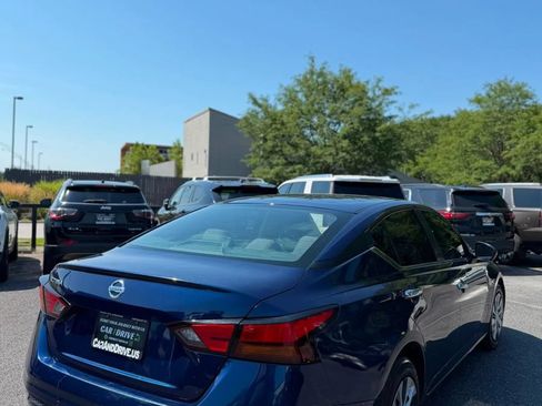 Used 2021 Nissan Altima 2.5 S w/ Driver Assist Package FWD image 4