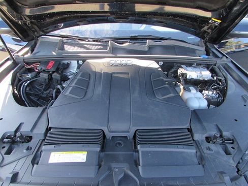 Used 2017 Audi Q7 3.0T Premium Plus image 30