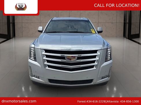 Used 2020 Cadillac Escalade ESV Luxury image 11