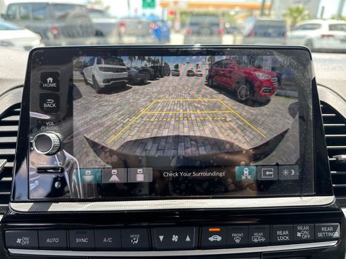 Used 2025 Honda Odyssey Touring image 22
