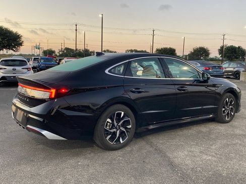 Used 2025 Hyundai Sonata SEL FWD image 5