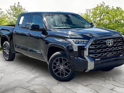 Used 2023 Toyota Tundra Platinum image 1