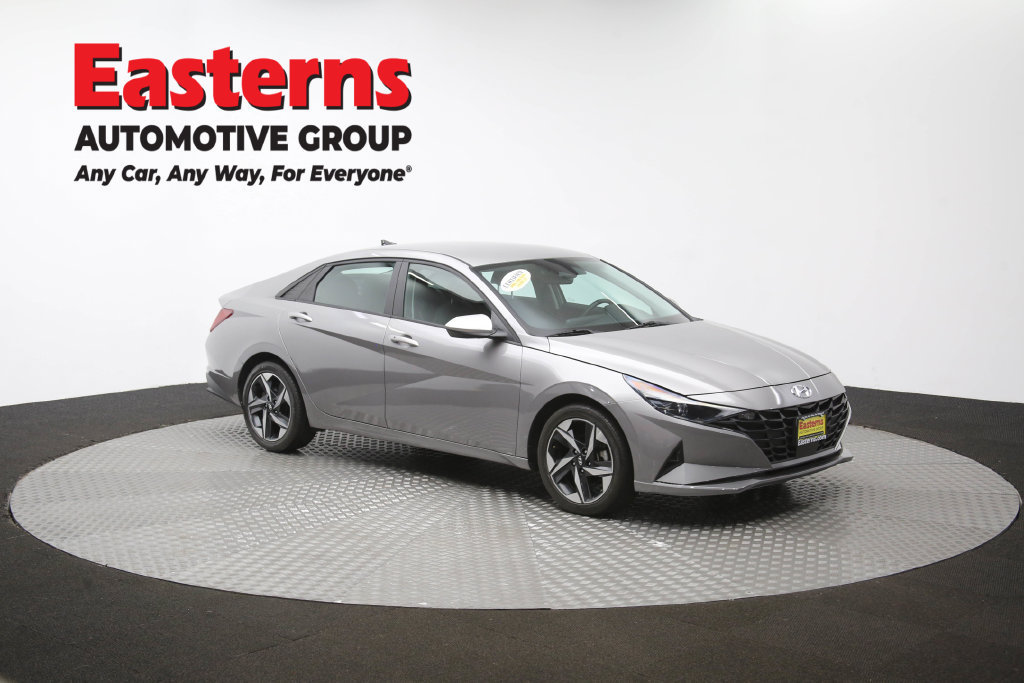 Used 2023 Hyundai Elantra SEL w/ Convenience Package FWD image 44