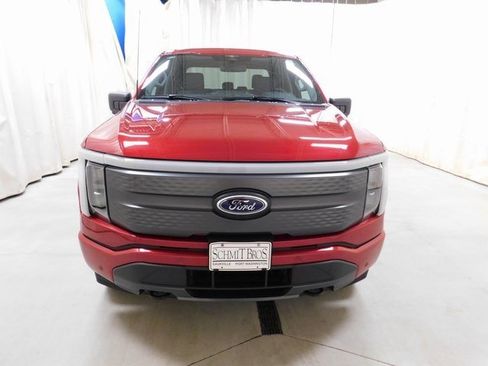 Used 2023 Ford F150 Lightning XLT image 4