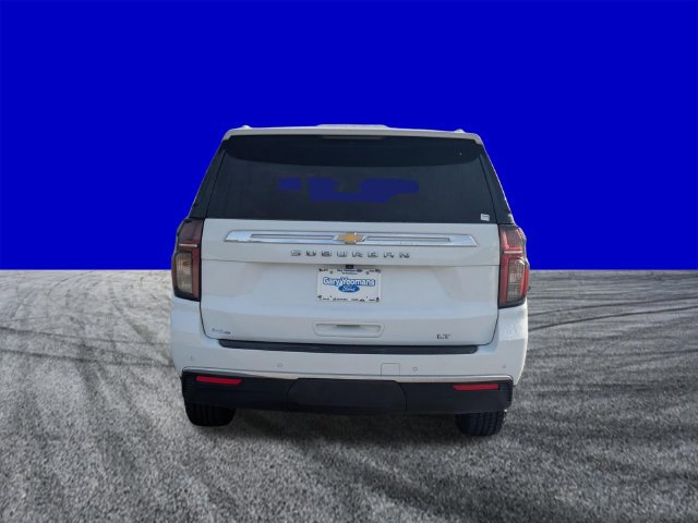 Used 2024 Chevrolet Suburban LT RWD image 5
