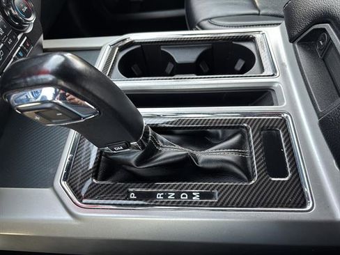 Used 2019 Ford F150 Lariat AWD/4WD image 24