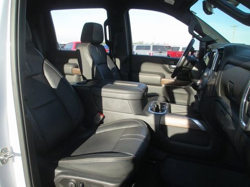 Used 2020 Chevrolet Silverado 2500 High Country w/ Z71 Off-Road Package image 23