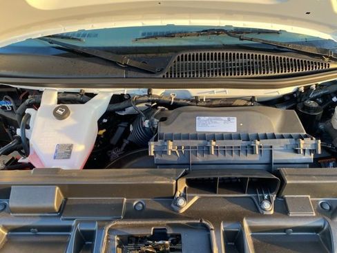 New 2026 Chevrolet Express 2500 image 28