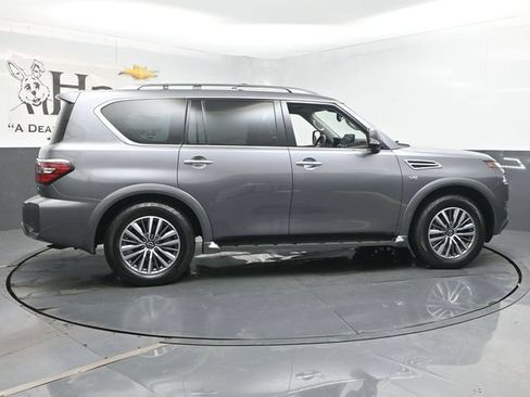 Used 2022 Nissan Armada SL w/ Captain's Chairs Package AWD/4WD image 40