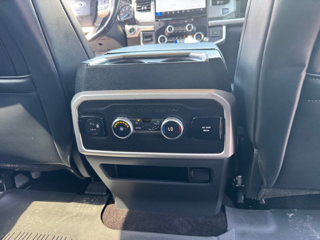 Certified 2022 Ford Expedition XLT RWD image 30