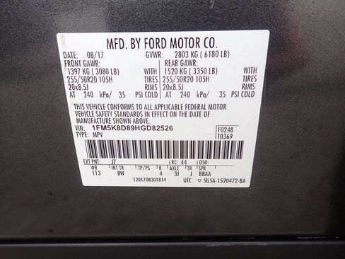 Used 2017 Ford Explorer XLT w/ Equipment Group 202A image 8