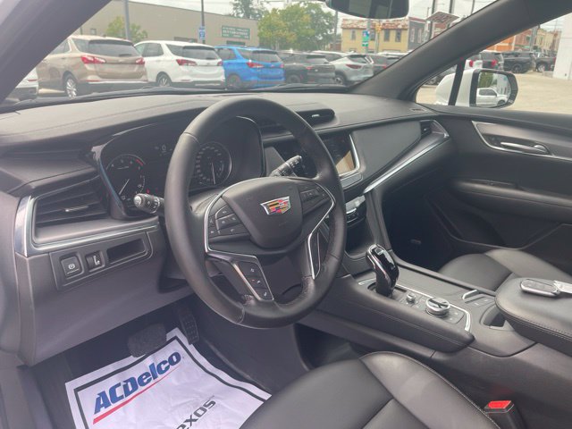 Used 2024 Cadillac XT5 Luxury AWD/4WD image 16