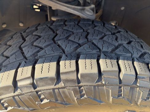 Used 2022 Ford Bronco Outer Banks image 10