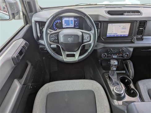 Used 2023 Ford Bronco Big Bend image 16