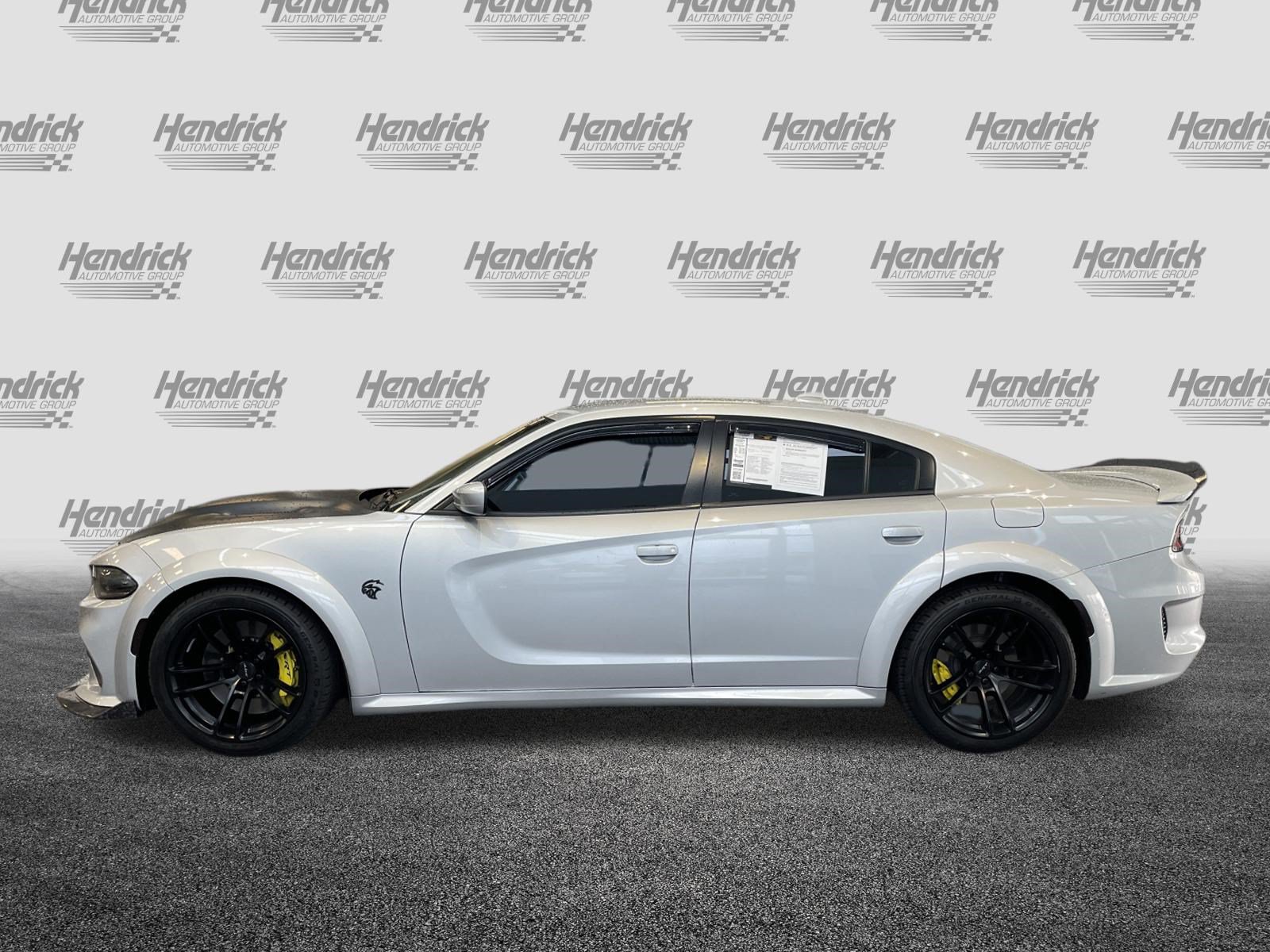 Used 2022 Dodge Charger SRT Hellcat w/ Harman/Kardon Audio Group RWD image 7