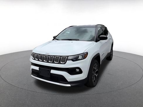Used 2025 Jeep Compass Limited AWD/4WD image 6