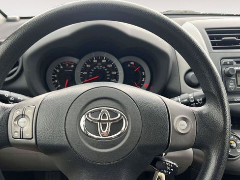 Used 2012 Toyota RAV4 FWD w/ Upgrade Value Pkg image 27
