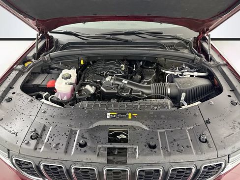 New 2025 Jeep Grand Cherokee L Laredo AWD/4WD image 30