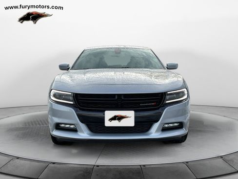 Used 2021 Dodge Charger SXT w/ Driver Convenience Group image 8