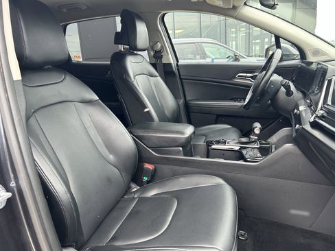 Used 2023 Kia Sportage EX image 26