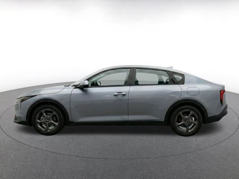 Used 2025 Kia K4 FWD image 4