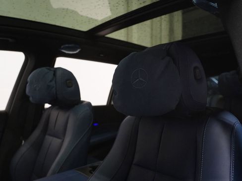 New 2026 Mercedes-Benz GLS 580 4MATIC image 15