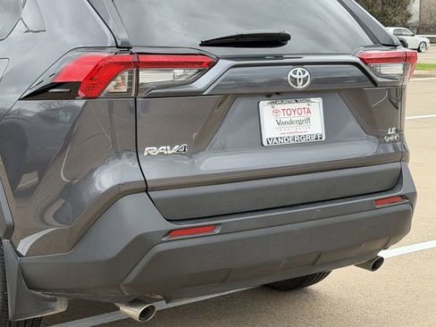 Used 2025 Toyota RAV4 LE image 6