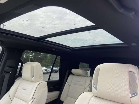 Used 2023 Cadillac Escalade Sport w/ Touring Package RWD image 16