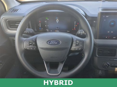 New 2025 Ford Maverick XL image 13