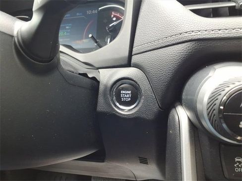 Used 2023 Toyota RAV4 XLE image 19