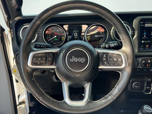 Used 2022 Jeep Wrangler Unlimited Sahara w/ Cold Weather Group image 44