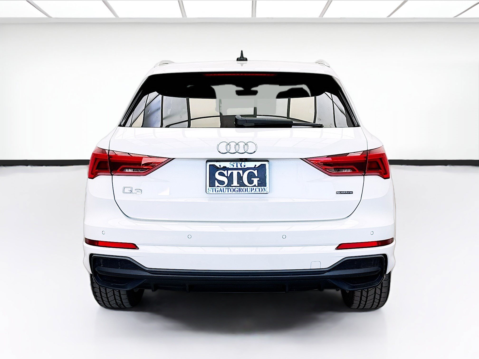 Used 2021 Audi Q3 2.0T Premium w/ Convenience Package AWD/4WD image 5