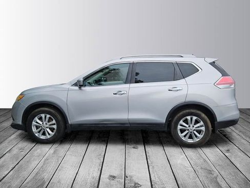 Used 2014 Nissan Rogue SV w/ SV Moonroof Package FWD image 2