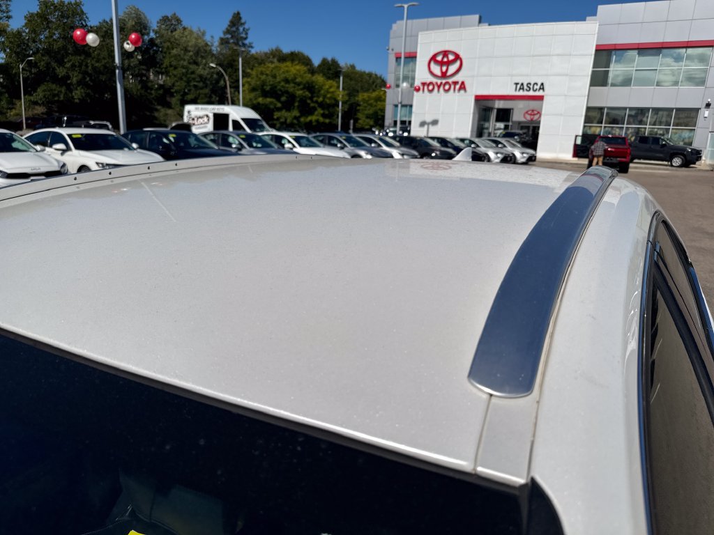 Used 2019 Lexus UX 200 w/ Accessory Package FWD image 44