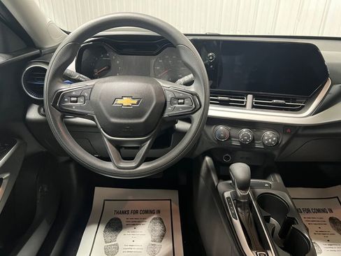 Used 2024 Chevrolet Trax LS w/ Driver Confidence Package image 4
