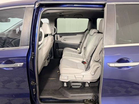 Used 2018 Honda Odyssey EX-L image 24