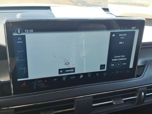 Certified 2024 Lincoln Corsair AWD image 17