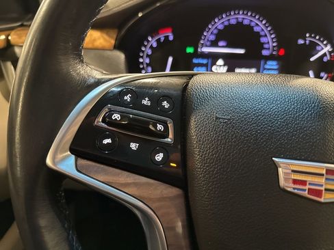 Used 2019 Cadillac XTS Luxury w/ Driver Awareness Package image 25