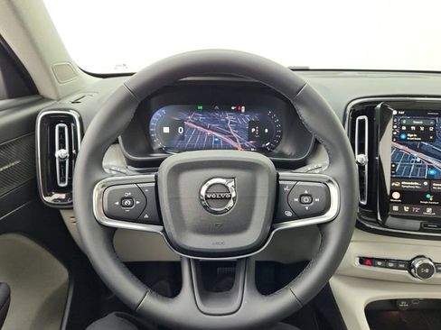 New 2026 Volvo XC40 B5 Ultra w/ Climate Package image 33