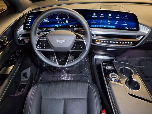 Certified 2025 Cadillac Lyriq Sport image 16