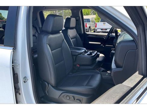 Used 2024 Chevrolet Silverado 3500 LTZ image 7