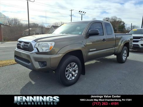 Used 2014 Toyota Tacoma 4x4 Access Cab image 1