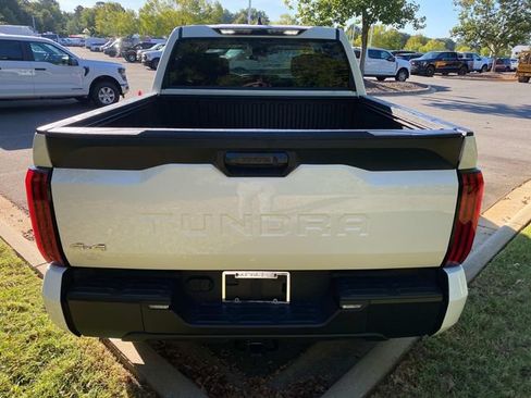 Used 2024 Toyota Tundra SR5 AWD/4WD image 32