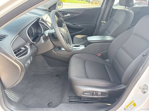 Used 2024 Chevrolet Malibu LT FWD image 21
